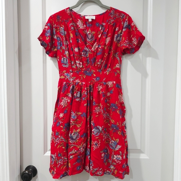 Lucky Brand Short Sleeve Vneck Mini Red Floral Dress, Tie Back, With Pockets - Picture 2 of 12